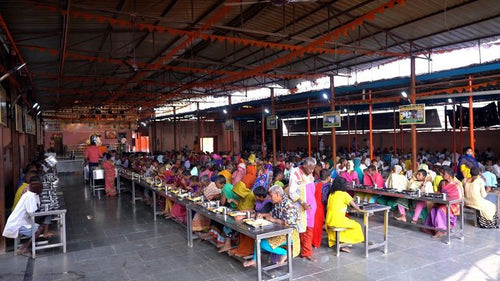 Annadaan Seva meal service